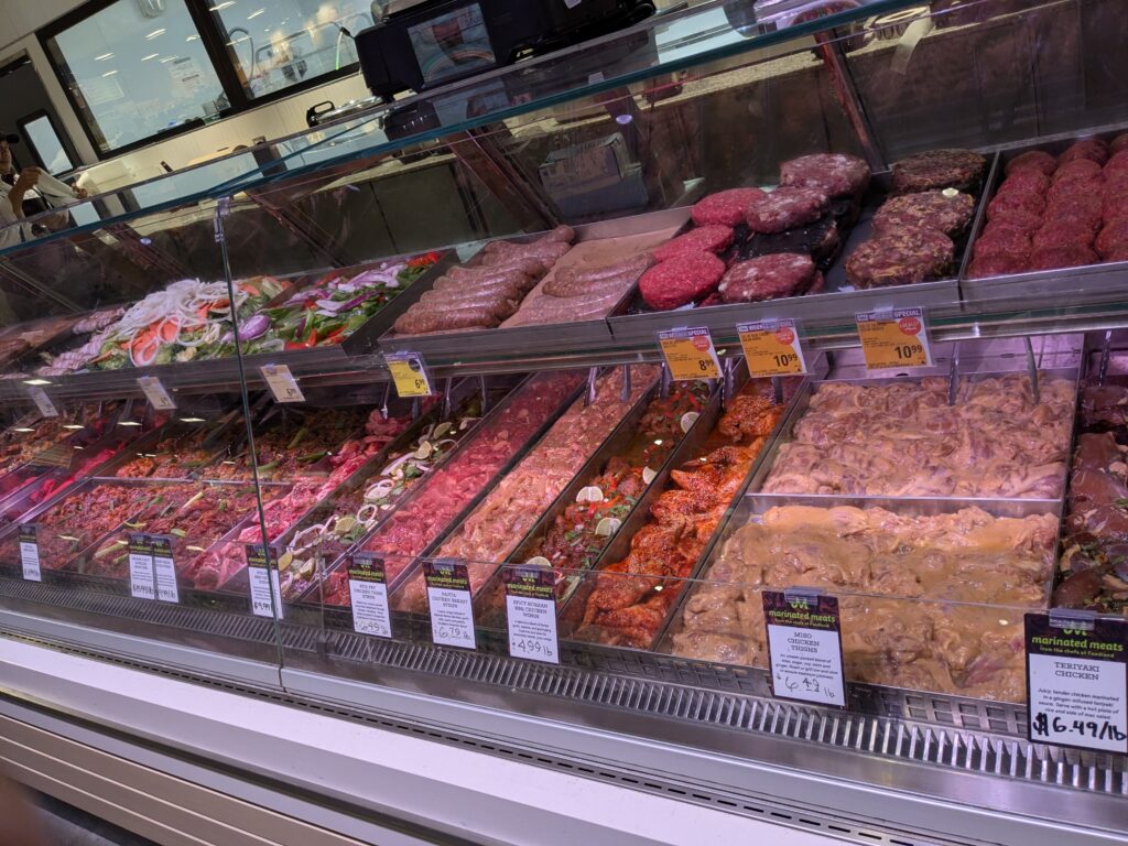 コオリナ　スーパー　車